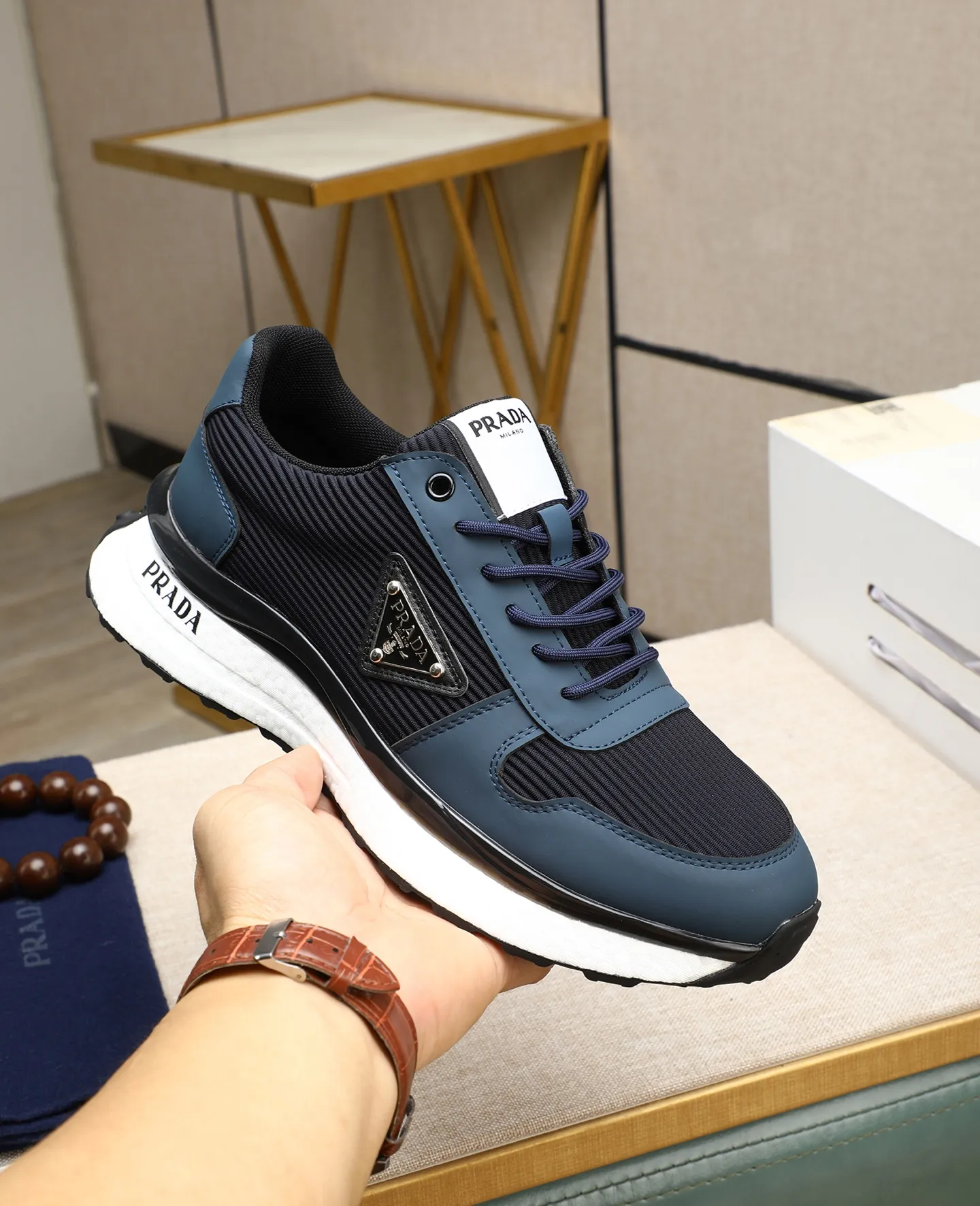 Men's shoes💰460🌹🌹[PRADA—Prada] latest model🙈original replica! 👟👟👟Available here. The workmanship is top-notch. The upper is made of Italian 🇮🇹Imported calfskin. ❗️Breathable genuine leather lining @Suitable for travel. The original version has an enlarged engraved sole, making it suitable for all kinds of travels, showing low-key luxury. Let quality speak for itself. Color: Size: 38-44